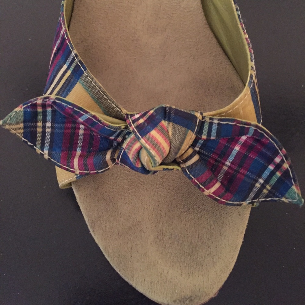 Bandolino Gingham Fabric Slides